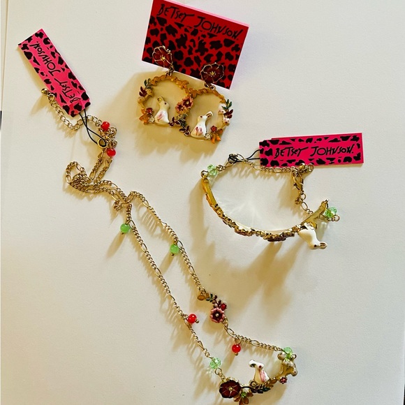 This delightful, delicate set, just like the Les Nereides - Picture 2 of 9